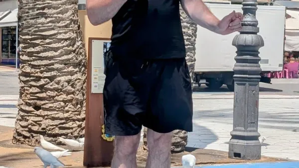 Jörg Zimmer bei der Analyse einer Website - Die 80% SEO-Fehler-Falle